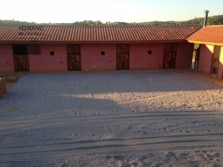 Chácara à venda com 4 quartos, 55000m² - Foto 2