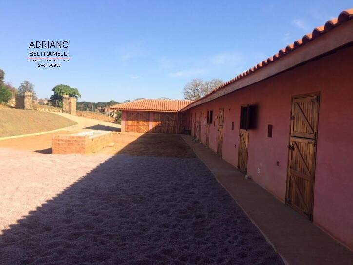 Chácara à venda com 4 quartos, 55000m² - Foto 1